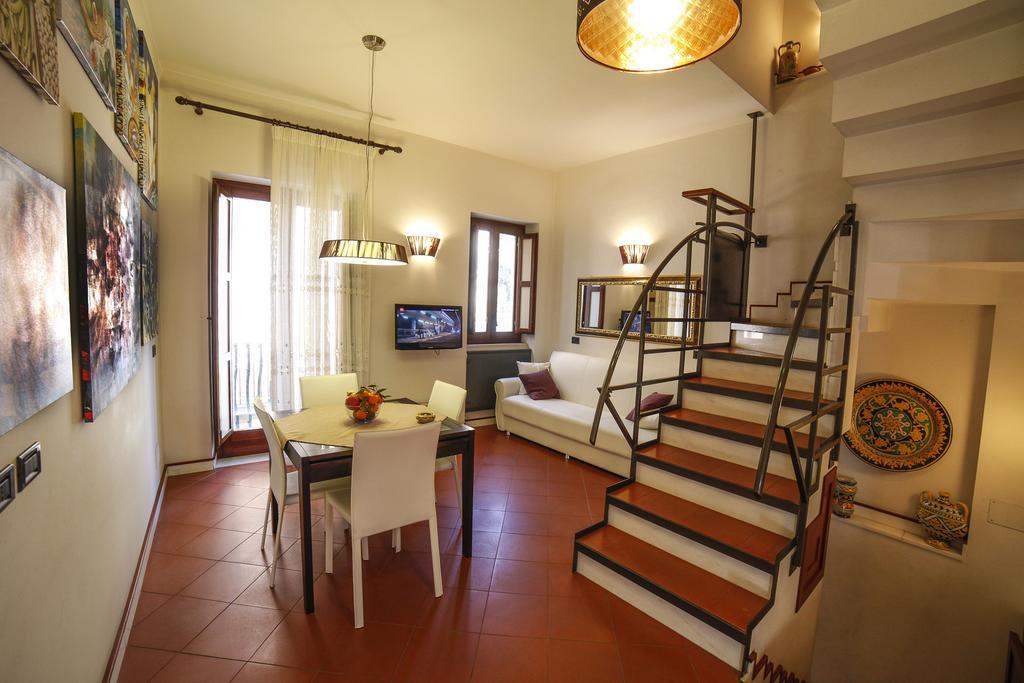 Апартаменти Il Gelsomino Taormina Center Екстер'єр фото