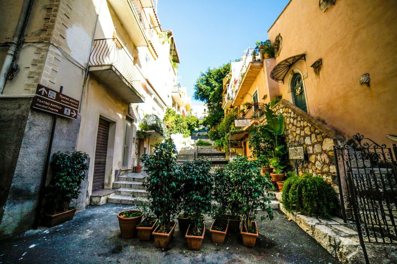 Апартаменти Il Gelsomino Taormina Center Екстер'єр фото